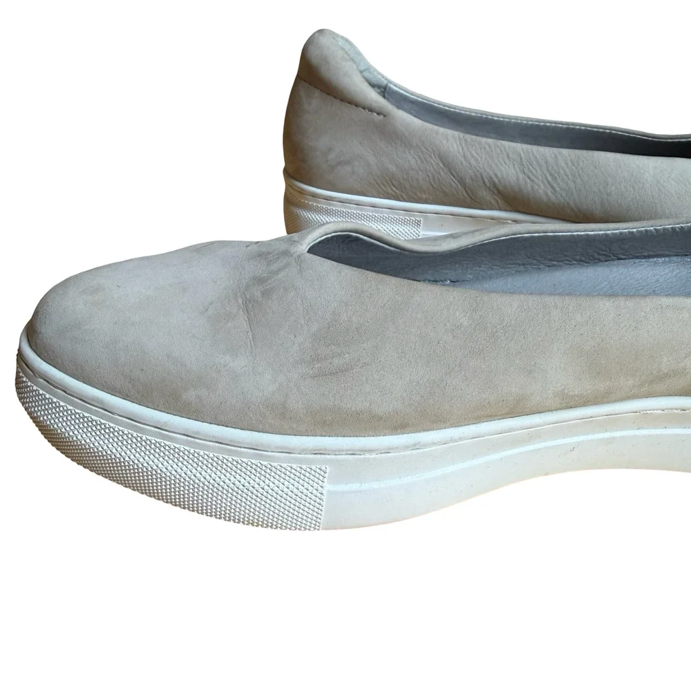 J/Slides Felecia Slip On Flats Sneakers Beige Neutral Leather Nubuck Shoes sz 7